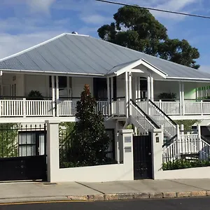 4* Bed & Breakfast Heal House